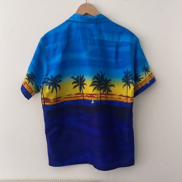 Hawaiian Shirt - Picture 3 of 3